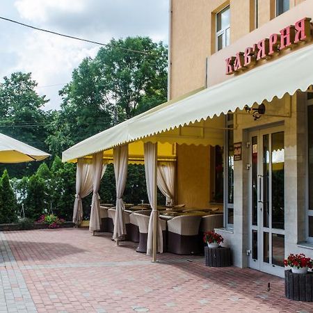 Отель "Соборный" Biała Cerkiew Zewnętrze zdjęcie